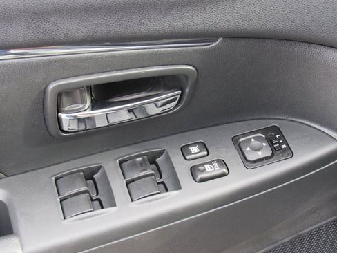 Used 2024 Mitsubishi Outlander Sport LE image 10