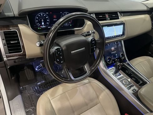 Used 2018 Land Rover Range Rover Sport Supercharged AWD/4WD image 13