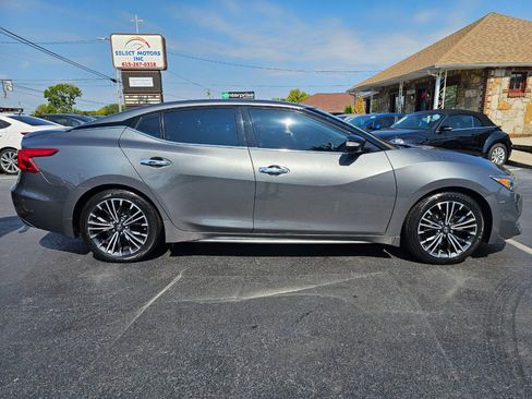 Used 2017 Nissan Maxima Platinum w/ Medallion Package image 6