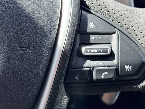 Used 2017 Nissan Maxima SR FWD image 25