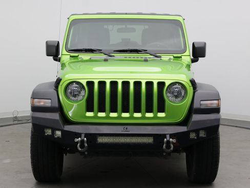 Used 2020 Jeep Wrangler Unlimited Sport AWD/4WD image 2