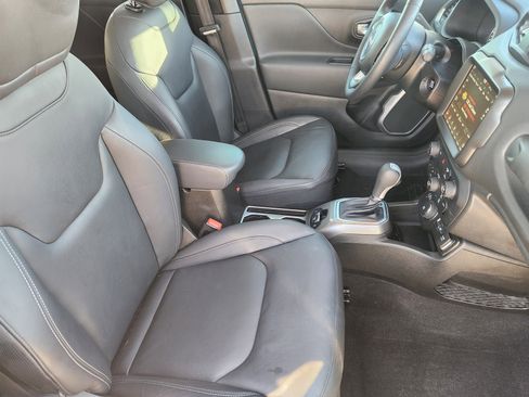 Used 2022 Jeep Renegade Limited image 15