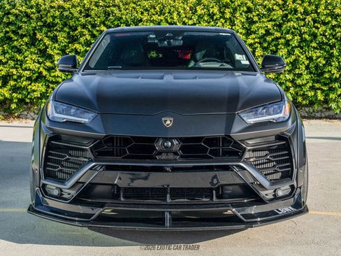 Used 2021 Lamborghini Urus image 13