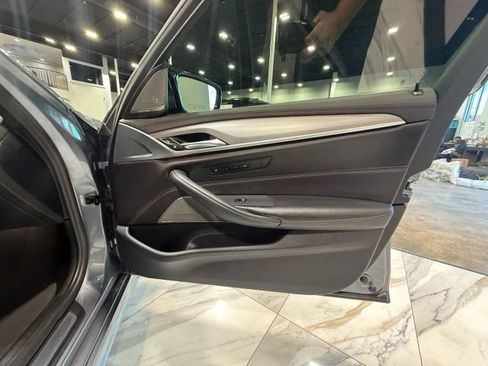 Used 2019 BMW M5 w/ Executive Package image 46