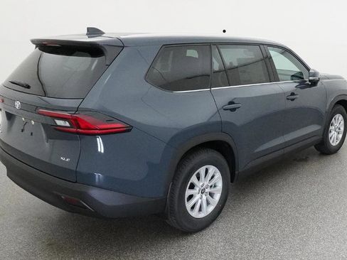 New 2026 Toyota Grand Highlander XLE FWD image 22