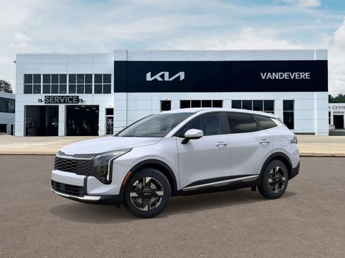 New 2026 Kia Sportage LX image 3