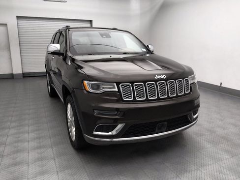 Used 2017 Jeep Grand Cherokee Summit AWD/4WD image 14
