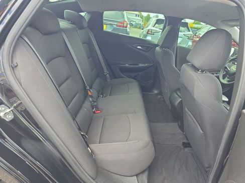 Used 2021 Chevrolet Malibu LS FWD image 7