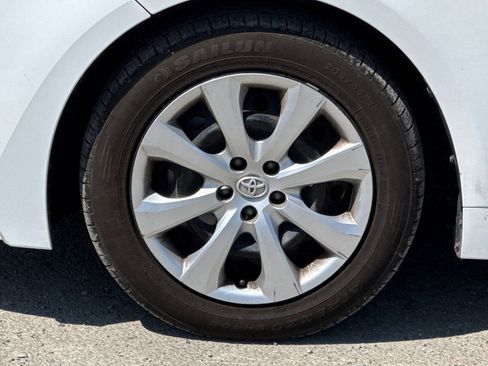 Used 2023 Toyota Corolla LE FWD image 29
