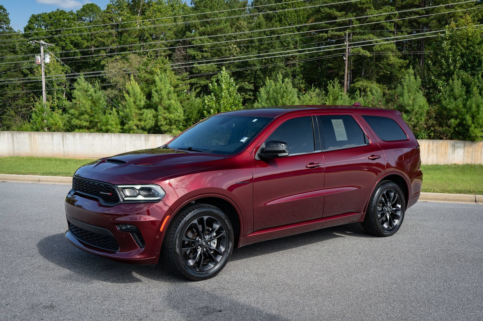 Used 2022 Dodge Durango R/T w/ Blacktop Package RWD image 3