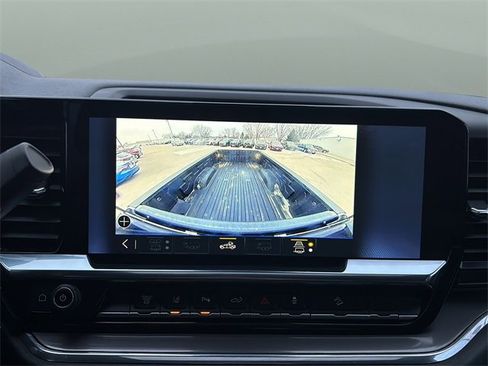 Used 2024 Chevrolet Silverado 2500 High Country w/ High Country Premium Package image 17