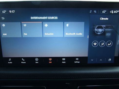 Used 2023 Lincoln Nautilus FWD w/ Premium Package image 32