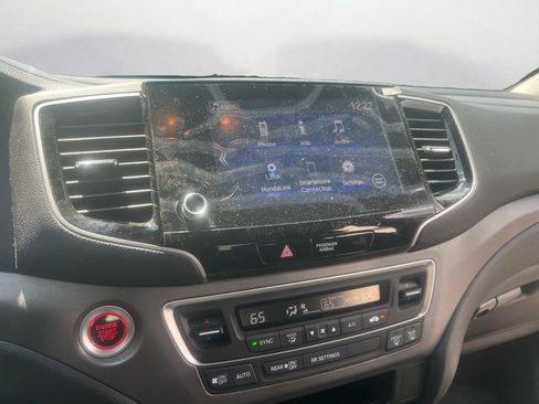 Used 2023 Honda Ridgeline Sport image 17