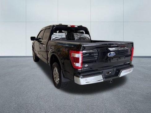 Used 2023 Ford F150 Lariat w/ Trailer Tow Package image 3