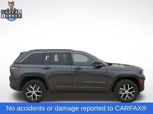 Used 2025 Jeep Grand Cherokee Limited AWD/4WD image 2