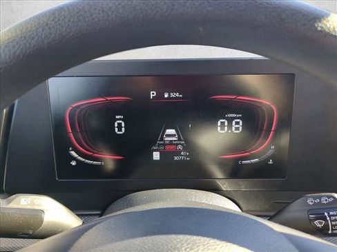 Used 2024 Kia Sportage LX image 17