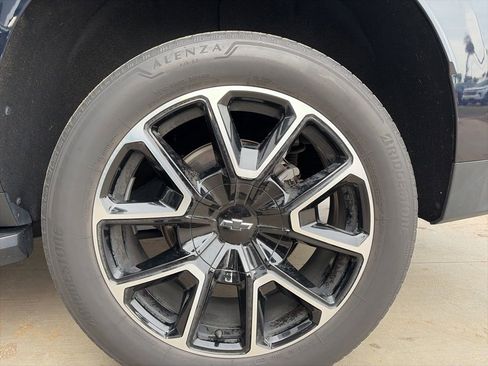 Used 2021 Chevrolet Tahoe RST image 10