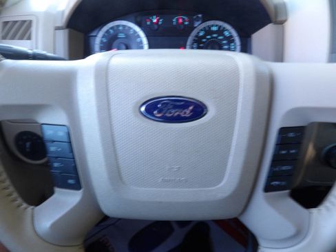 Used 2012 Ford Escape XLT image 28