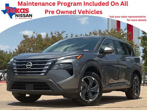 Used 2025 Nissan Rogue SV FWD image 1