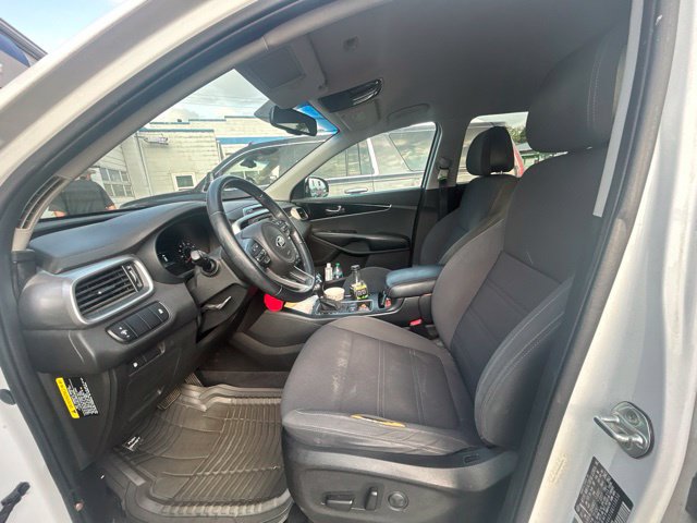 Used 2016 Kia Sorento FWD w/ LX Convenience Package image 12