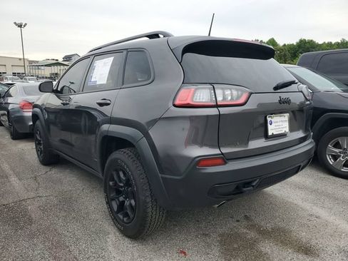 Certified 2022 Jeep Cherokee Latitude AWD/4WD image 9