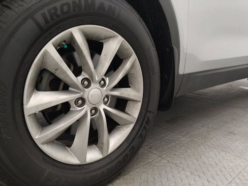 Used 2018 Kia Sorento LX image 31
