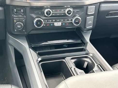 New 2026 Ford F250 Lariat image 16