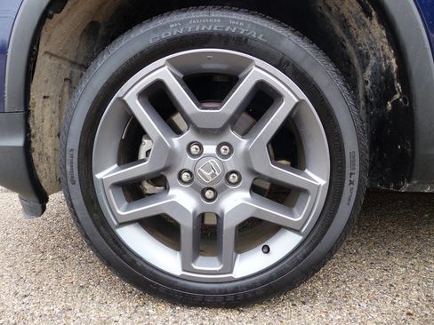 Used 2023 Honda Passport EX-L image 12