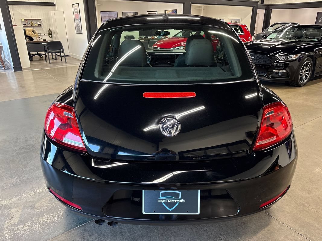 Used 2013 Volkswagen Beetle 2.5 FWD image 9