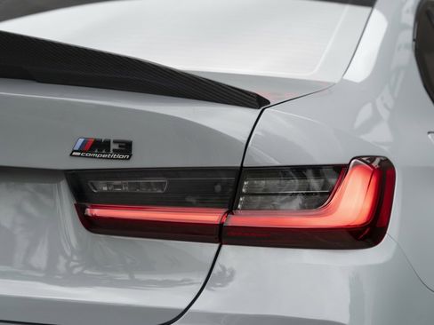 Used 2023 BMW M3 Competition w/ M Carbon Exterior Package image 64