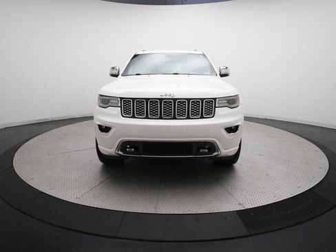Used 2019 Jeep Grand Cherokee Overland AWD/4WD image 11