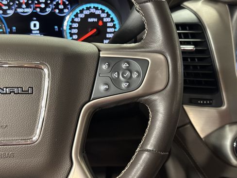 Used 2019 GMC Yukon XL Denali w/ Denali Ultimate Package image 26
