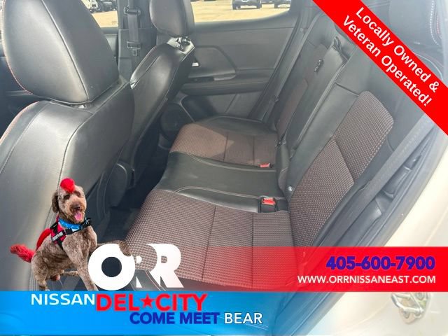 Used 2025 Nissan Kicks SR FWD image 10