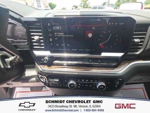 Used 2025 GMC Sierra 2500 SLE w/ SLE Value Package; AWD/4WD image 15