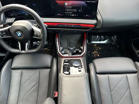 Used 2025 BMW X3 xDrive30i w/ Premium Package image 3