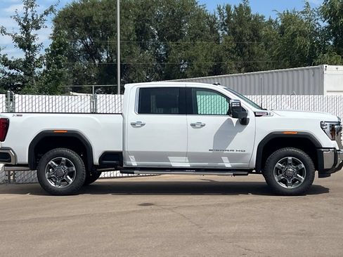 New 2026 GMC Sierra 2500 SLT w/ SLT Premium Package AWD/4WD image 3