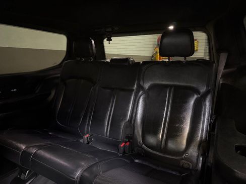 Used 2022 Jeep Wagoneer Series III w/ Rear Seat Video Group 1 image 45