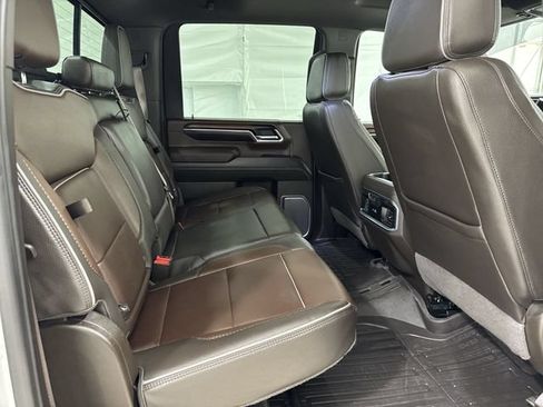 Used 2024 GMC Sierra 2500 Denali w/ Denali Reserve Package AWD/4WD image 28