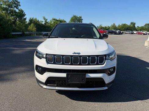 Used 2022 Jeep Compass Limited AWD/4WD image 9