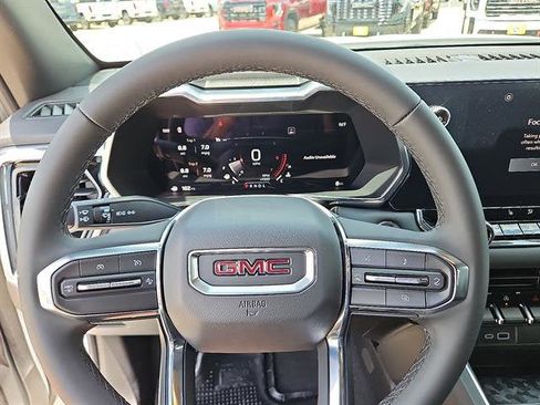 New 2026 GMC Canyon Elevation w/ Convenience Package image 14