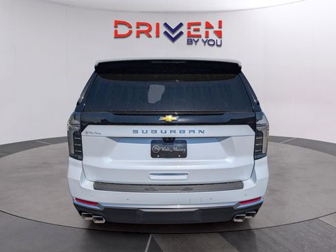 New 2026 Chevrolet Suburban High Country AWD/4WD image 4