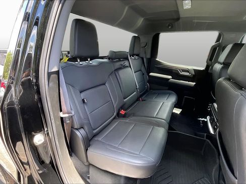 Used 2024 Chevrolet Silverado 1500 LTZ AWD/4WD image 26