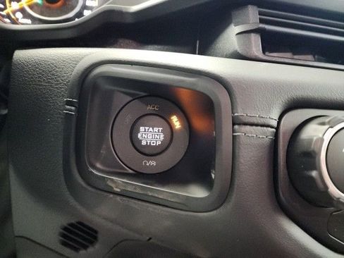 New 2025 Jeep Wrangler Unlimited Rubicon image 21