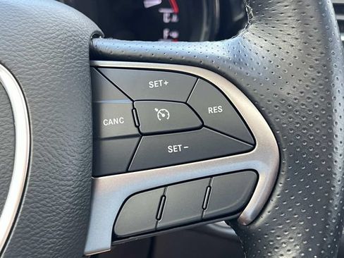 Used 2021 Dodge Durango SXT AWD/4WD image 25