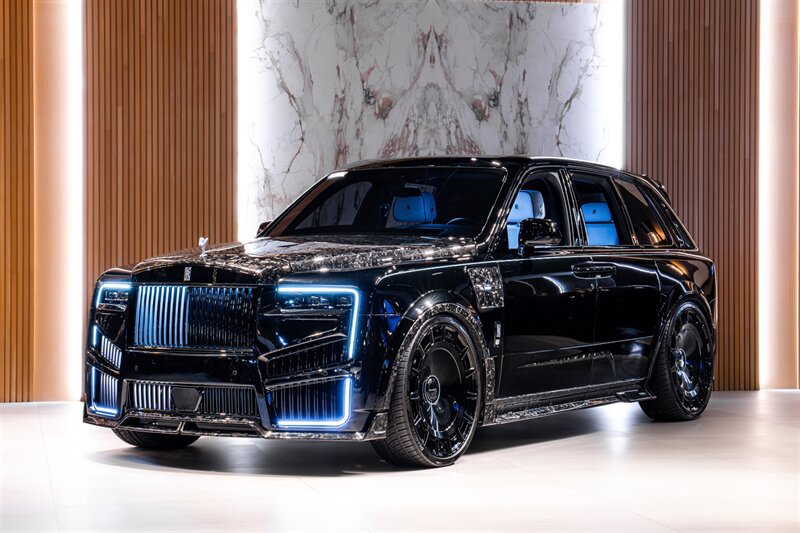 Used 2025 Rolls-Royce Cullinan AWD/4WD image 1