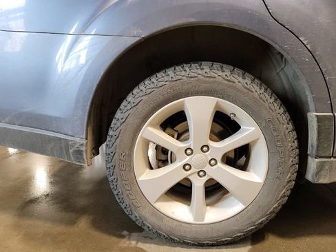 Used 2013 Subaru Outback 2.5i Premium AWD/4WD image 13