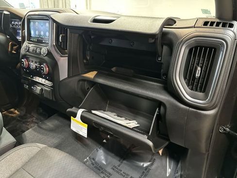 Used 2019 GMC Sierra 1500 SLE w/ SLE Value Package image 30