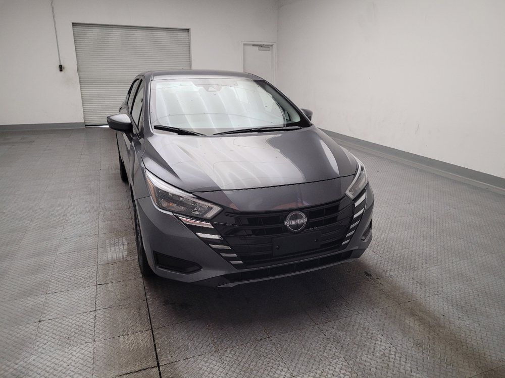 Used 2025 Nissan Versa SV w/ Trunk Package FWD image 14