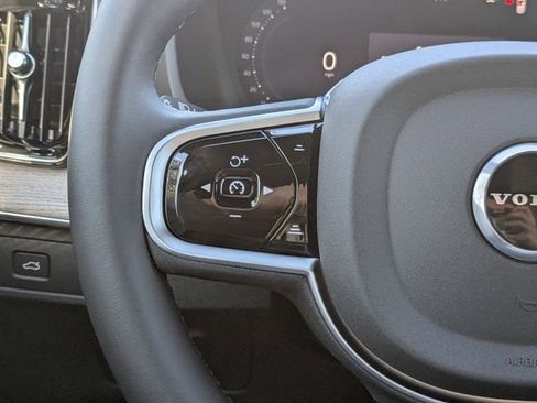 New 2026 Volvo XC90 B6 Plus w/ Protection Package Premier AWD/4WD image 29