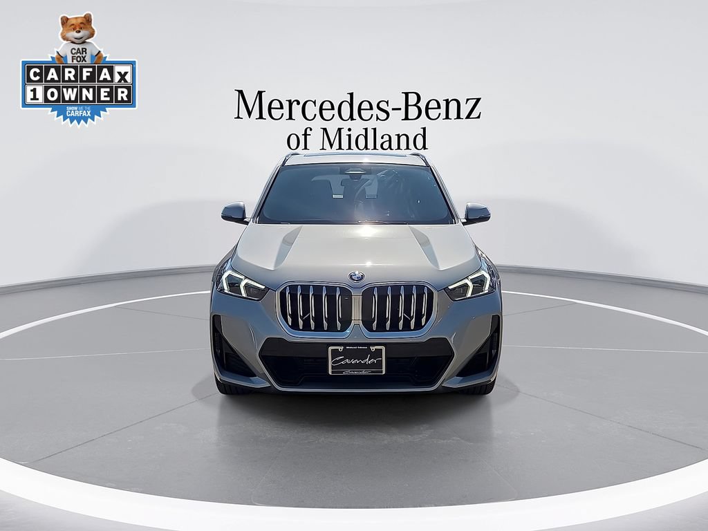 Used 2026 BMW X1 xDrive28i AWD/4WD image 3